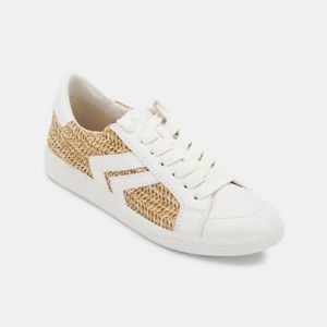 Dolce Vita Neo Arrow Sneakers in size 8